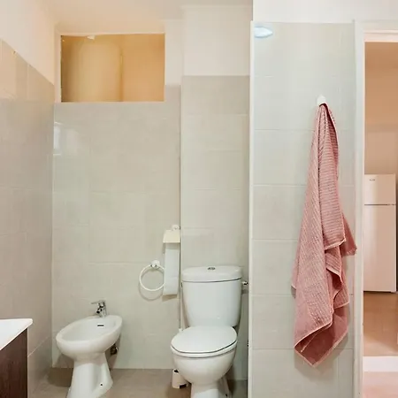 شقة 2 For 8 People With Terrace And Parking Lisboa