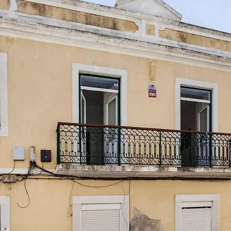 2 For 8 People With Terrace And Parking *